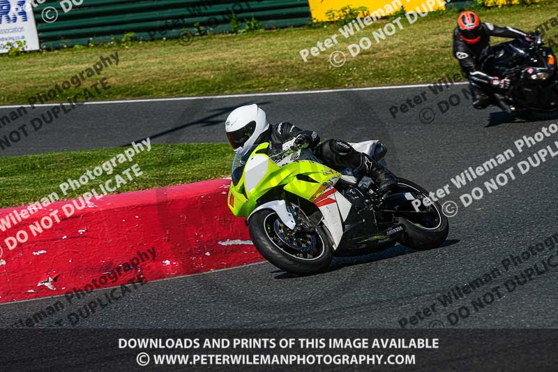 enduro digital images;event digital images;eventdigitalimages;mallory park;mallory park photographs;mallory park trackday;mallory park trackday photographs;no limits trackdays;peter wileman photography;racing digital images;trackday digital images;trackday photos